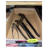 Adjustable Pliers
