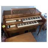Gulbransen Electric Double Keyboard Organ...