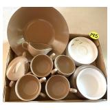 Plastic Dinnerware