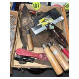 Trowels & Putty Knives