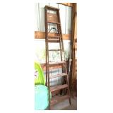 Michigan 8 Foot Wood Step Ladder