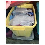(2) Totes Material