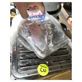 Broiler Pans & Pie Tins