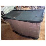 Rubbermaid Storage Container