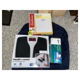 (2) Scales, Phone & Hanging Bag
