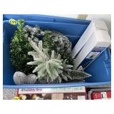 Tote w/Wreath & Trees