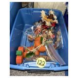 Tote w/Halloween Decor