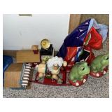 Tote w/Misc. Decor & Christmas