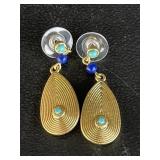 Fancy Pair Good Tone Earrings Set w/Blue Stones