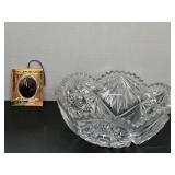 Lead Crystal Bow & White House Ornament