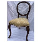 19th Century Walnut Victorian Balloon Back Chair