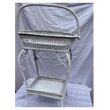 Fancy Wicker Stand w/Folding Handle