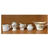 Lot of Colorful Kitchen Decorative Accessories