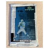 Vintage UNOPENED Pack Football Cards