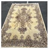 Handmade Oriental Carpet - apprx 6ï¿½6" x 9ï¿½3ï¿½
