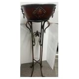 Fancy Folding Metal Stand W/Bowl