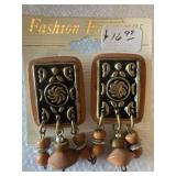 Pr Vintage Earrings