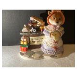 The Leonardo Collection , Fox Figurine