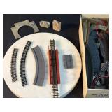 Athearn HO Model Railroad & Train Tracks