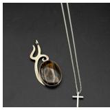 Silver necklace and pendant