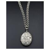Silver necklace