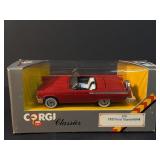 Corgi No 810