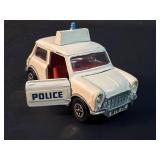Vtg rare Dinky Toys Police