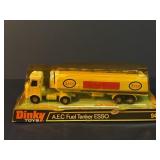 Dinky No 945