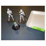 2 STAR WARS FIGURIES, & FUNKO FIGURE