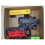 VINTAGE AMERICAN FLYER TRAIN CARS (2 W/ BOX)
