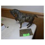 VINTAGE CAST IRON HORSE (NEEDS REGLUED TO BASE)