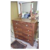 VINTAGE DRESSER (NO MIRROR - MSSING WOODEN SCREW>>