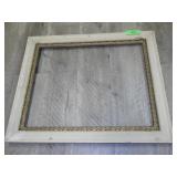ORNATE VINTAGE FRAME (INSIDE DIMENSION 16 x 20)