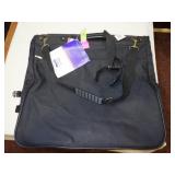 NWT AMERICAN TOURISTER GARMENT BAG