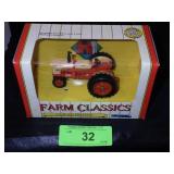 1991 ERTL FARM CLASSICS CASE 800 TRCTOR IN BOX