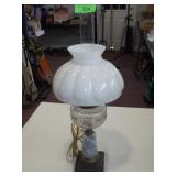 VINTAGE ELECTRIFIED OIL LAMP **NO SHIPPING - SEE >