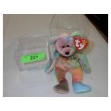 1996 TY BEANIE BABY IN DISPLAY CASE