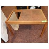 END TABLE W/ MAGAZINE HOLDER 26 x 18 x 19