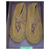 LEATHER MENS MOCCASINS  (NO SIZE - 11 1/2" LONG)