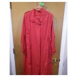 VINTAGE C&A LADIES RAIN COAT SIZE 42 (US L/XL)