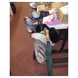 CALLOWAY GOLF BAG W/ ASST. GOLF CLUBS & UMBRELLA