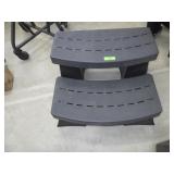 PLASTIC SPA STEPS 27 x 25 x 14