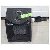 HOLMS MINI HEATER - TURNS ON