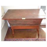 ANTIQUE DOUGH BOX 38 x 21 x 28