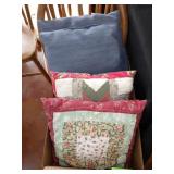 ASST. THROW PILLOWS