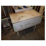 PAINTED DROP LEAF TABLE (NEEDS CLEANED) 31 x 17>>>