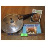 VINTAGE PRESTO PRESSURE COOKER