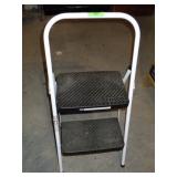 COSCO STEP STOOL