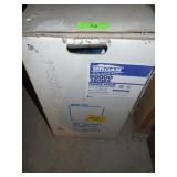 BROAN 30" STOVE HOOD VENT (APPEARS NEW) WHITE