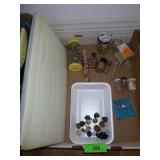 BEADS FOR JEWELRY MAKING, VINTAGE JARS, BUTTONS